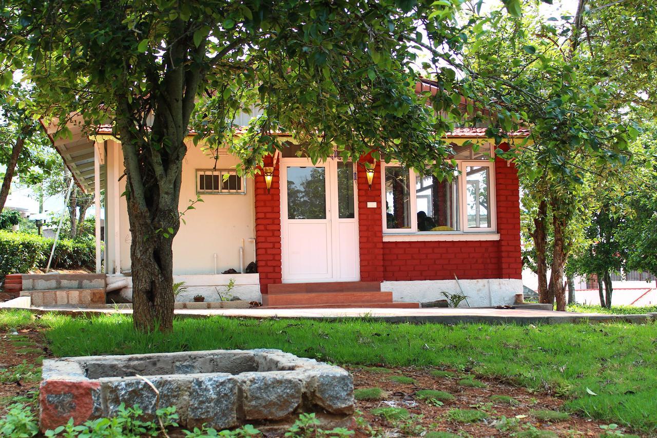 Myspace Holiday Inn Ooty Eksteriør bilde